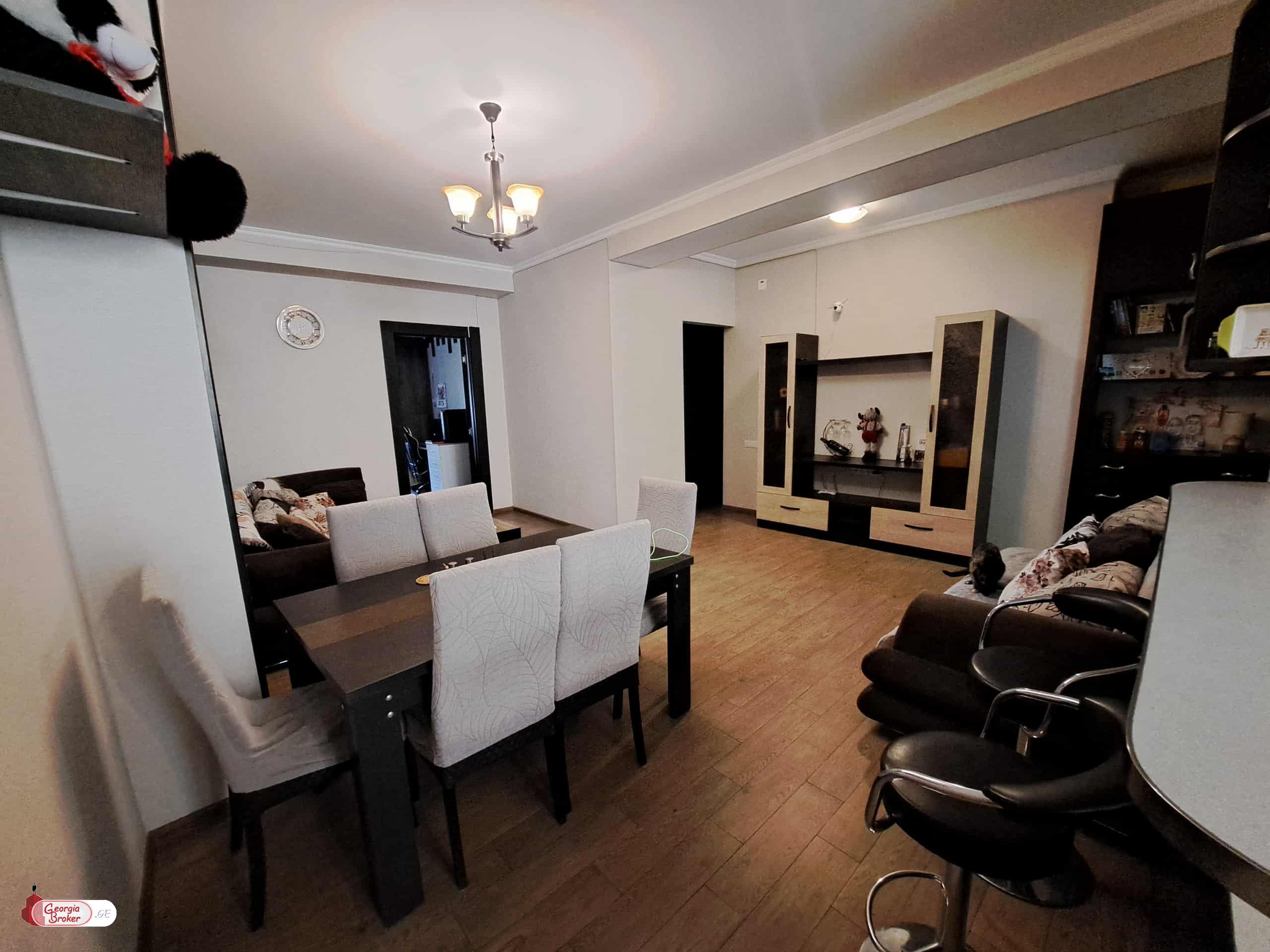 იყიდება ახალი გარემონტებული 3 ოთახიანი ბინა